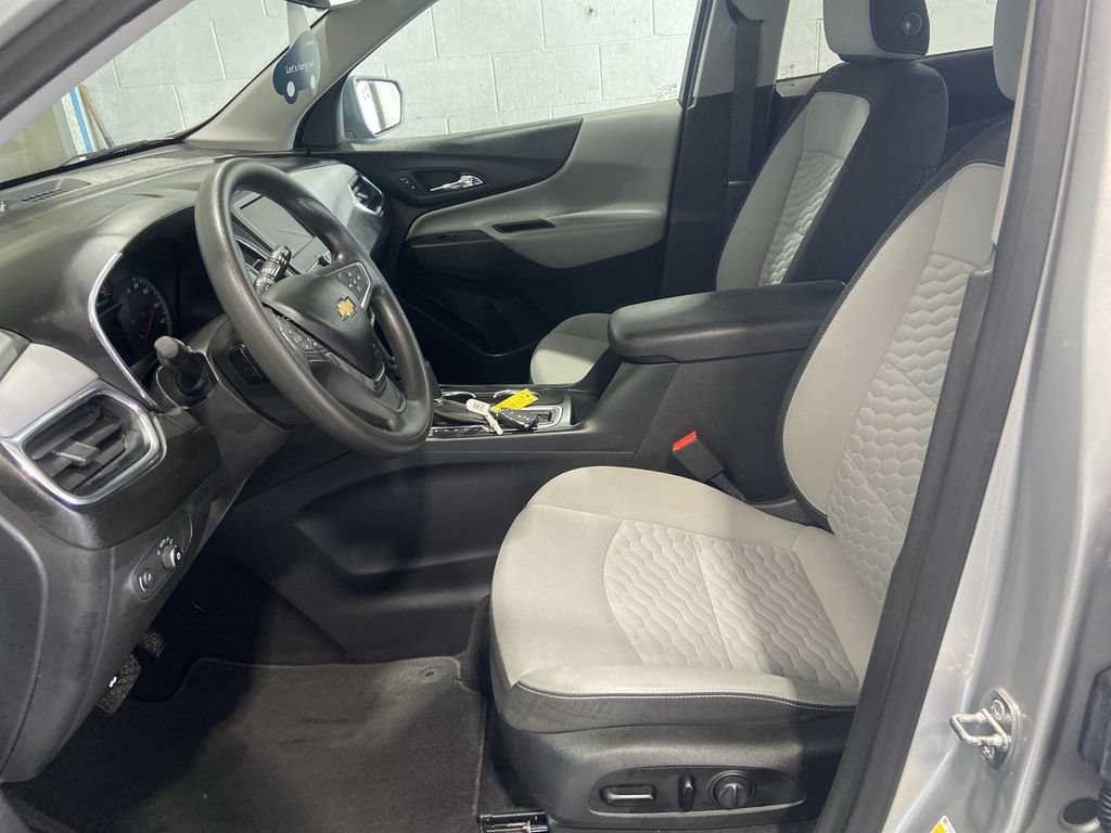 2020 Chevrolet Equinox LS - Photo 19