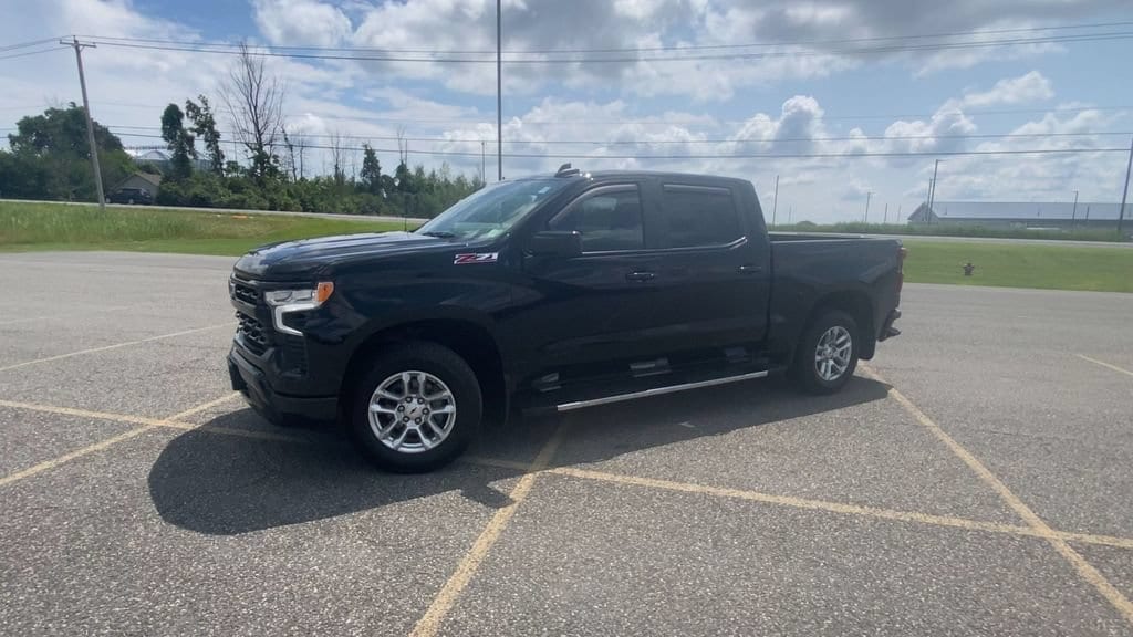 2023 Chevrolet Silverado 1500 RST - Photo 5