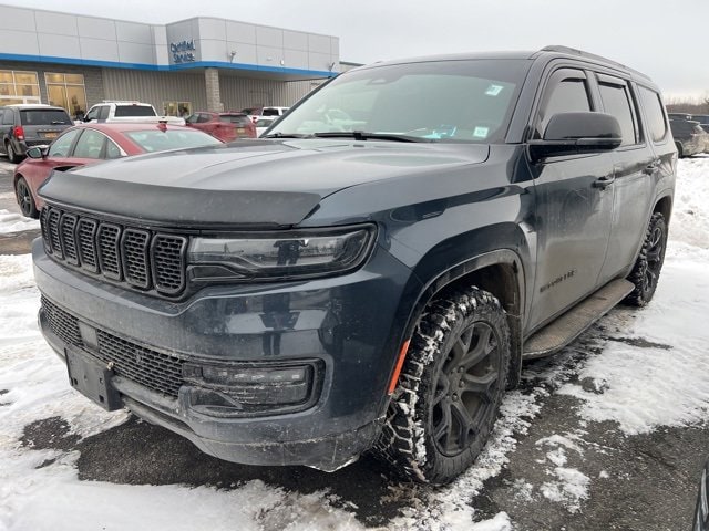 2023 Jeep Wagoneer Series II's photo