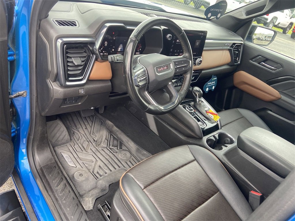 2024 Gmc Canyon AT4 photo 2