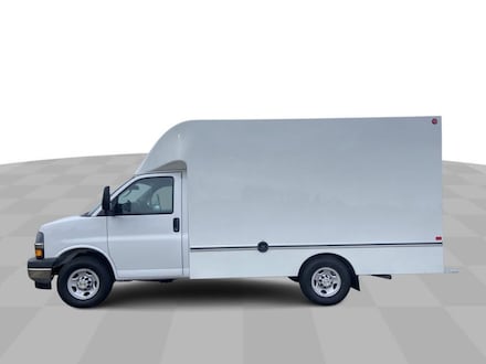 2024 Chevrolet Express Cutaway 3500 1WT Cutaway Van