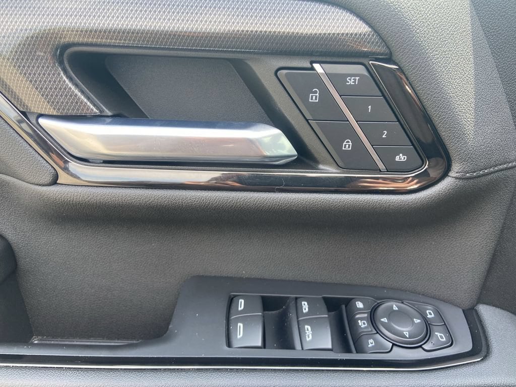 2024 GMC Sierra 2500HD AT4 - Photo 23