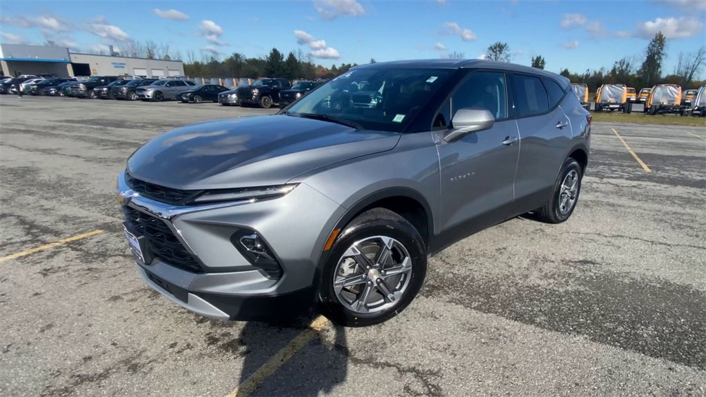 2025 Chevrolet Blazer 2LT photo 4