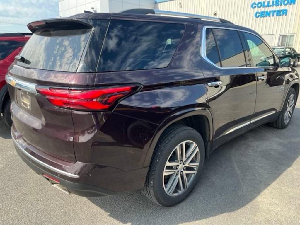 Used 2023 Chevrolet Traverse High Country SUV