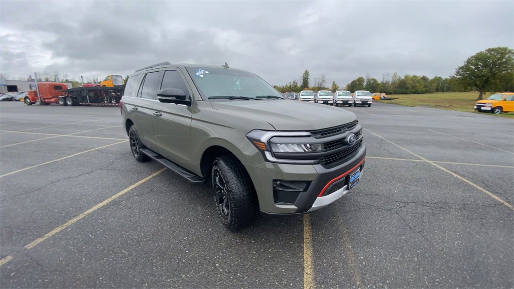 2024 Ford Expedition Timberline photo 2