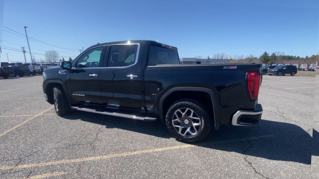2022 GMC Sierra 1500 SLT - Photo 6