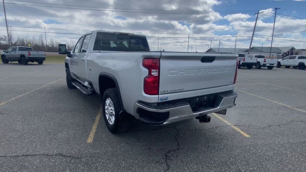 2022 Chevrolet Silverado 3500HD LT - Photo 7