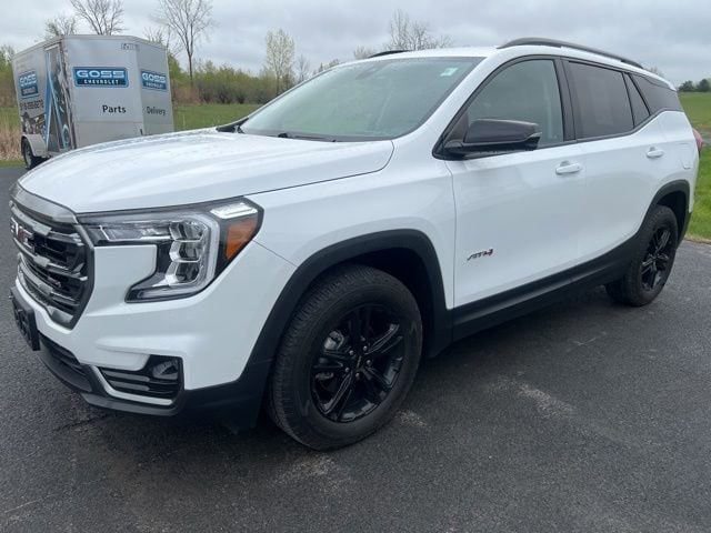 2024 GMC Terrain AT4 AWD's photo