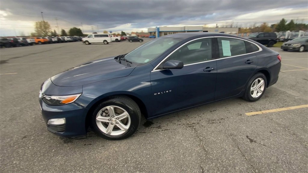 2022 Chevrolet Malibu 1LT photo 4