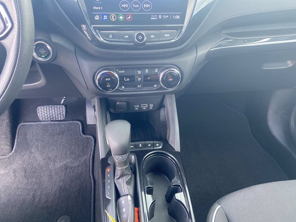Photo 18