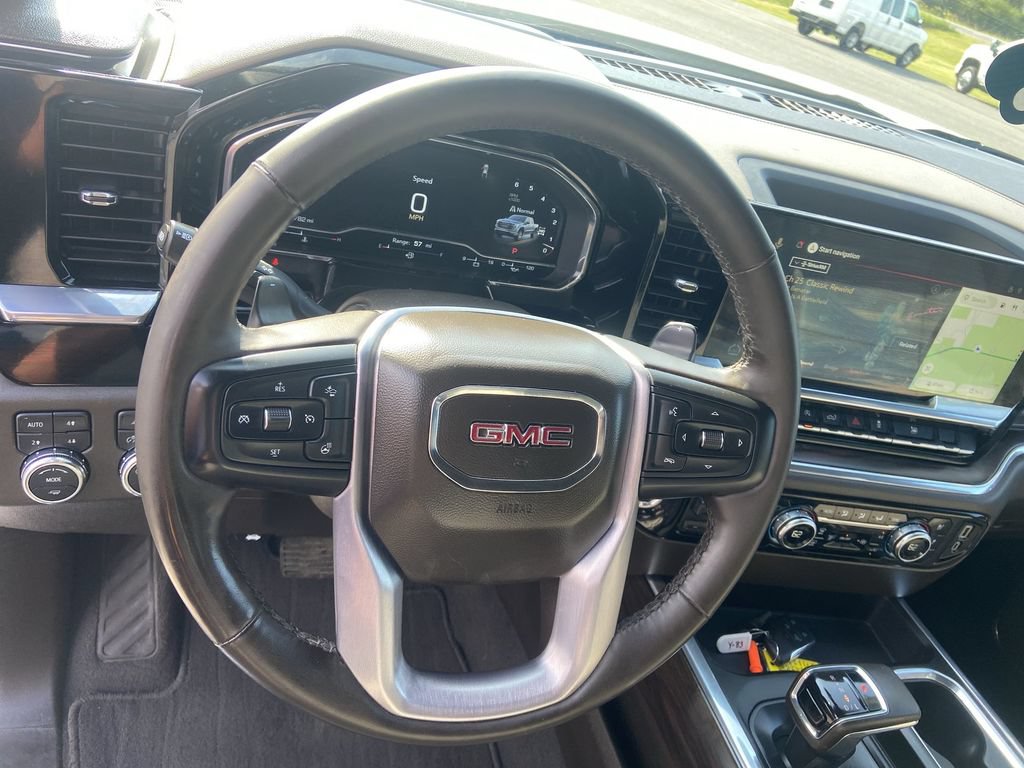2023 GMC Sierra 1500 SLT - Photo 11