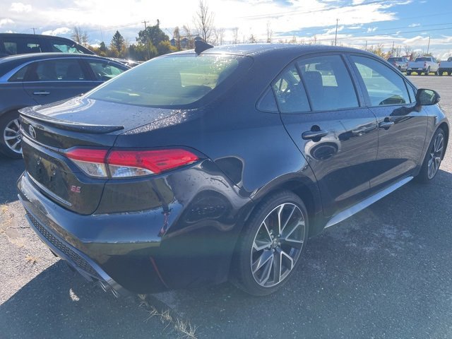 2022 Toyota Corolla SE photo 2