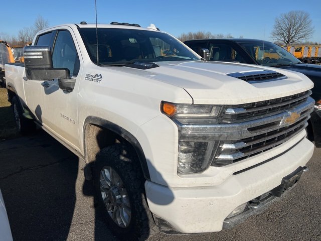 2023 Chevrolet Silverado 3500HD High Country photo 2