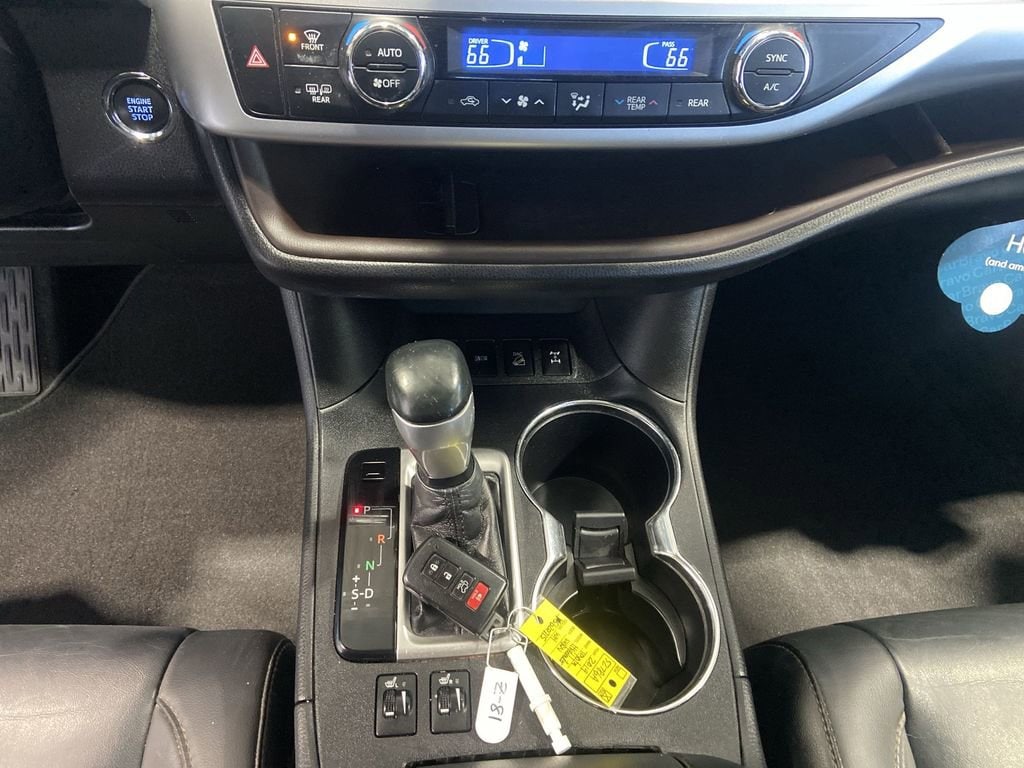 2019 Toyota Highlander XLE - Photo 18