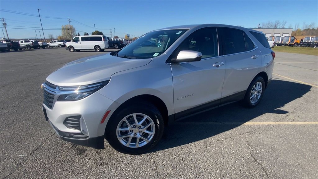 2022 Chevrolet Equinox LT photo 4