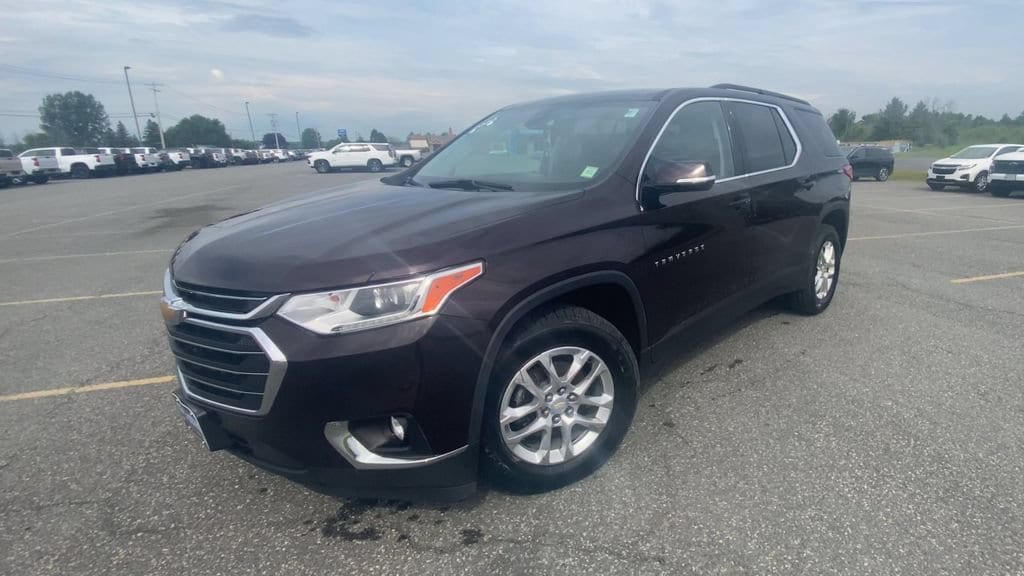 Used 2020 Chevrolet Traverse LT Cloth SUV