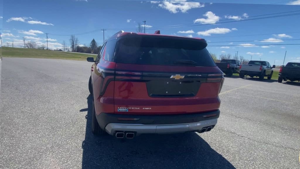 2025 Chevrolet Traverse LT - Photo 7
