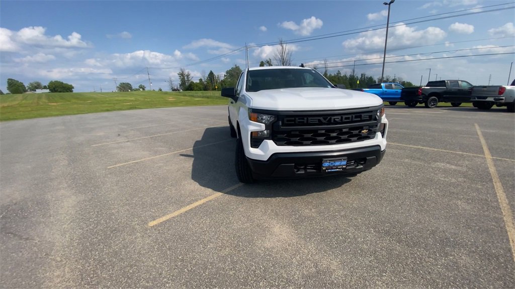 2025 Chevrolet Silverado 1500 photo 3