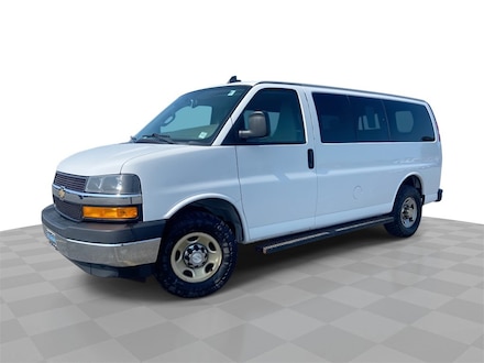 2018 Chevrolet Express Passenger 3500 LT Van