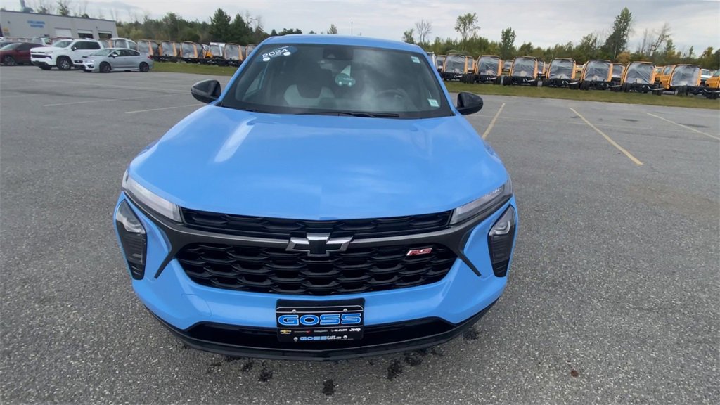 2024 Chevrolet Trax photo 3