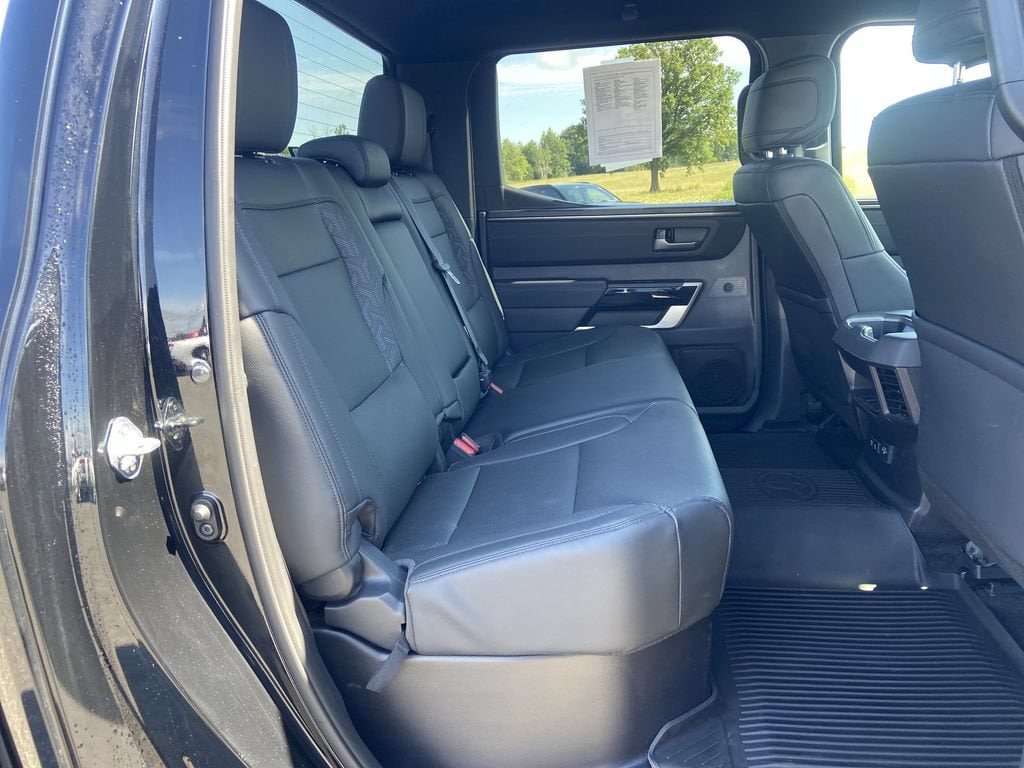 2025 Toyota Tundra Limited - Photo 34
