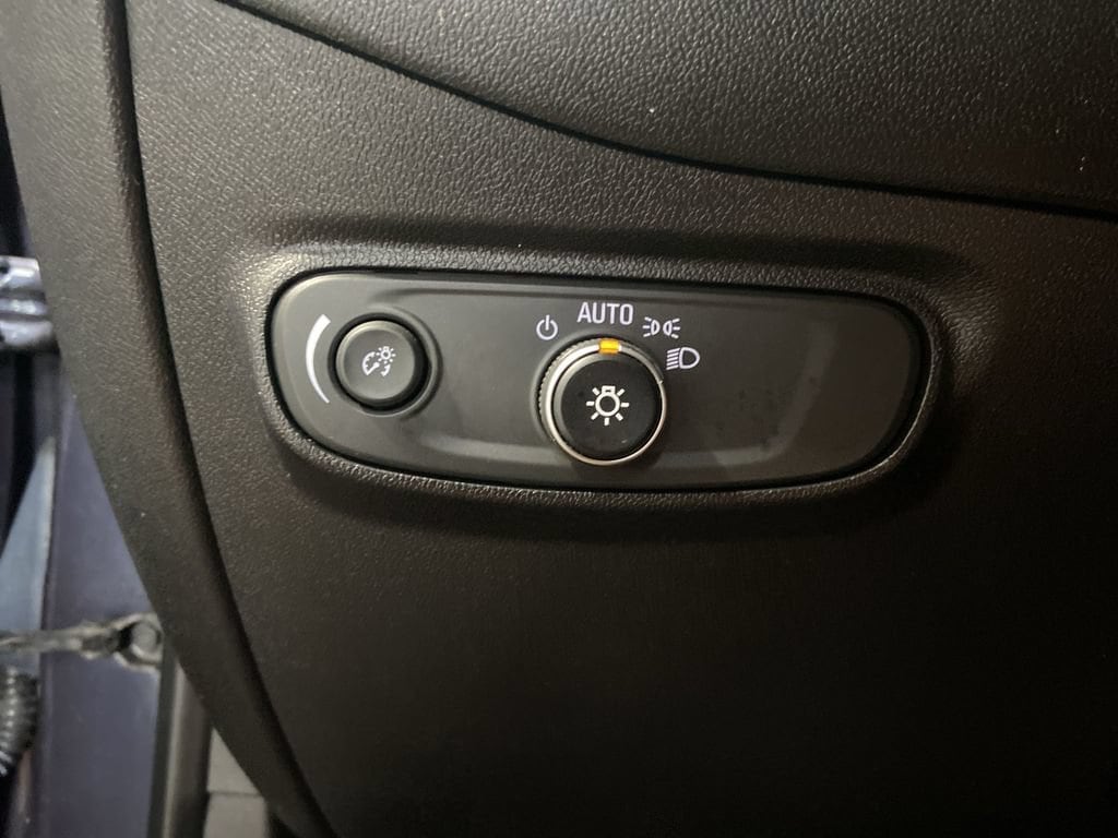 2018 Chevrolet Equinox LT - Photo 18