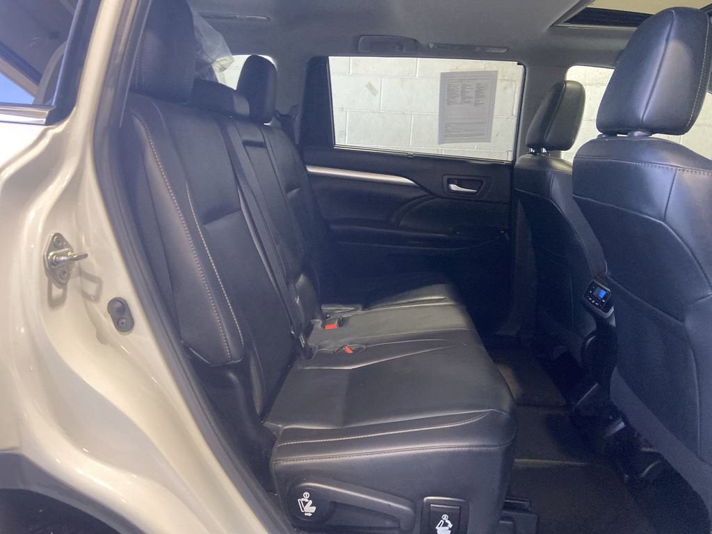 2019 Toyota Highlander XLE - Photo 27