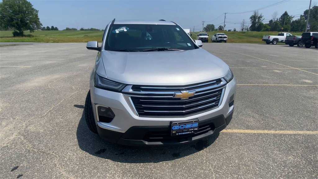 2022 Chevrolet Traverse photo 3