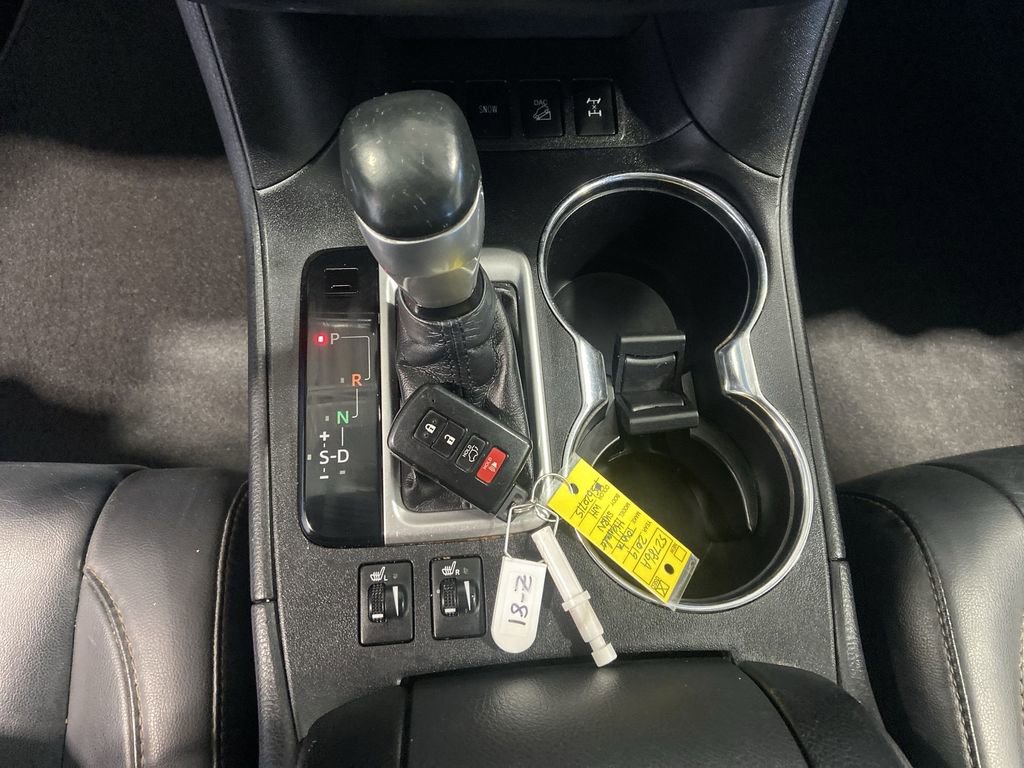 2019 Toyota Highlander XLE - Photo 16