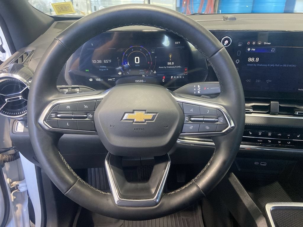 2025 Chevrolet Equinox LT - Photo 11