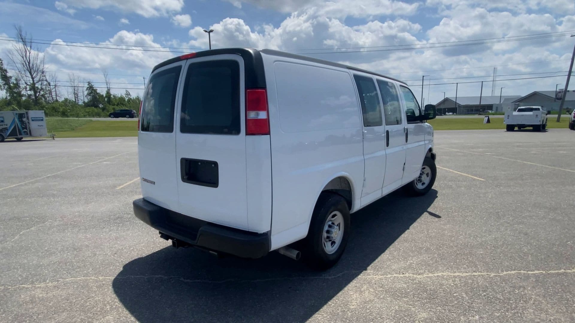 2025 Chevrolet Express Cargo Work Van - Photo 64