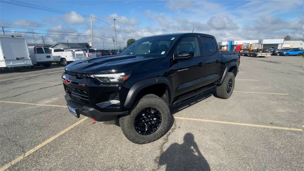 2025 Chevrolet Colorado ZR2 photo 4