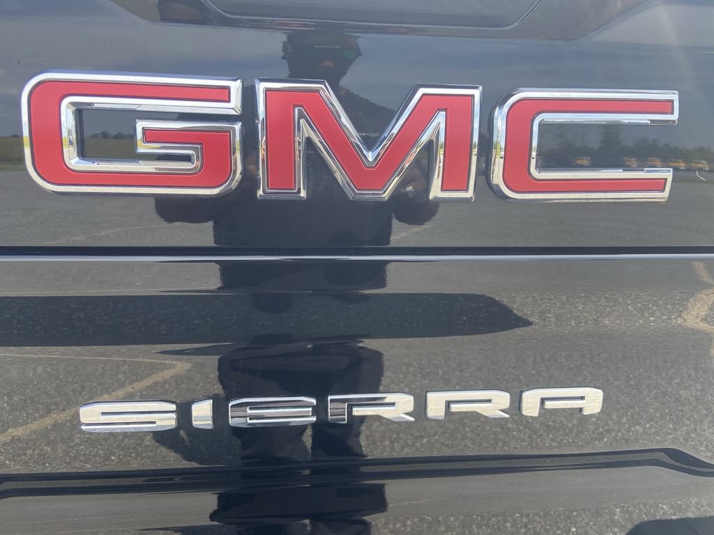 2024 GMC Sierra 2500HD AT4 - Photo 32