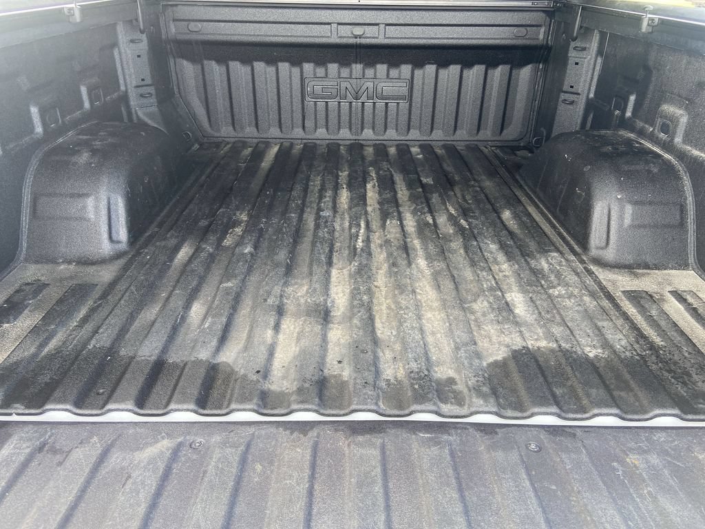 2023 GMC Sierra 1500 SLT - Photo 26