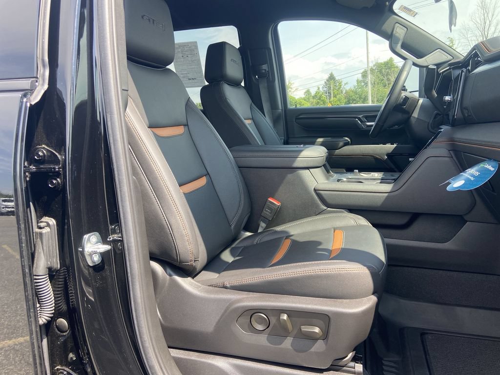 2024 GMC Sierra 2500HD AT4 - Photo 28