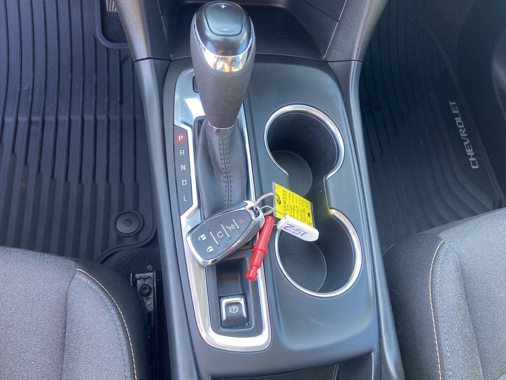 2020 Chevrolet Equinox LT - Photo 24