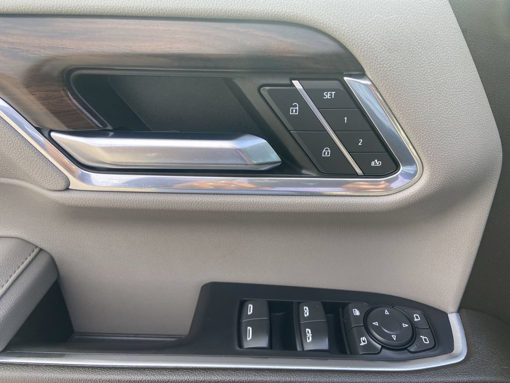 2023 GMC Sierra 1500 SLT - Photo 23