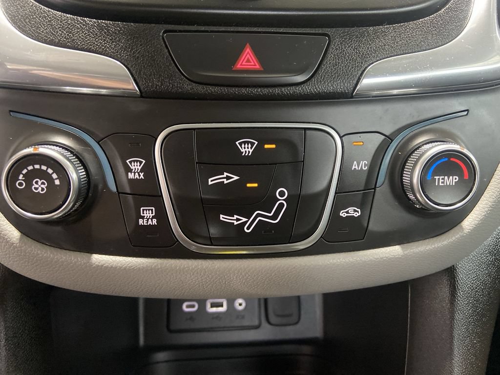 2020 Chevrolet Equinox LS - Photo 18