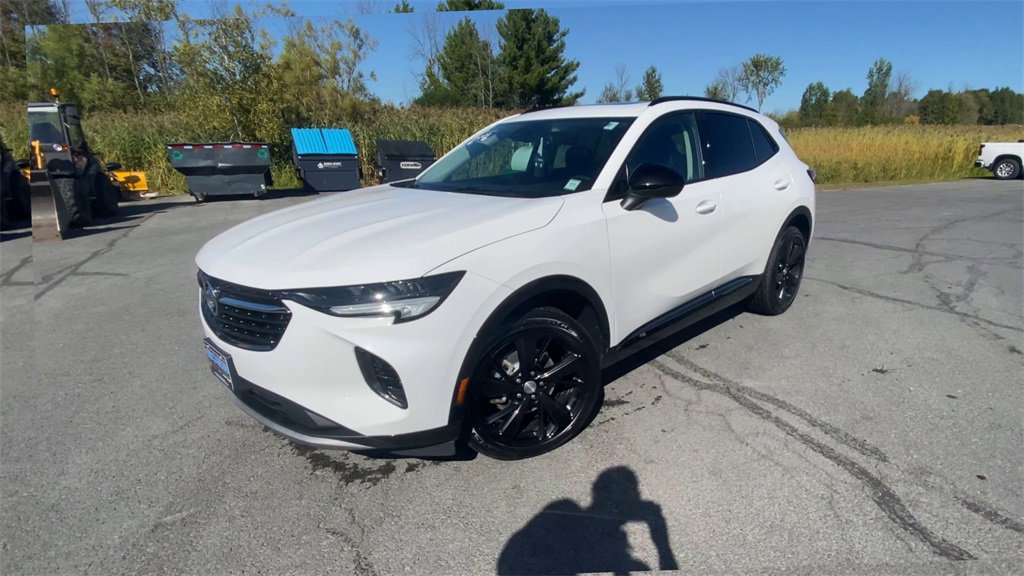 2021 Buick Envision Essence photo 4