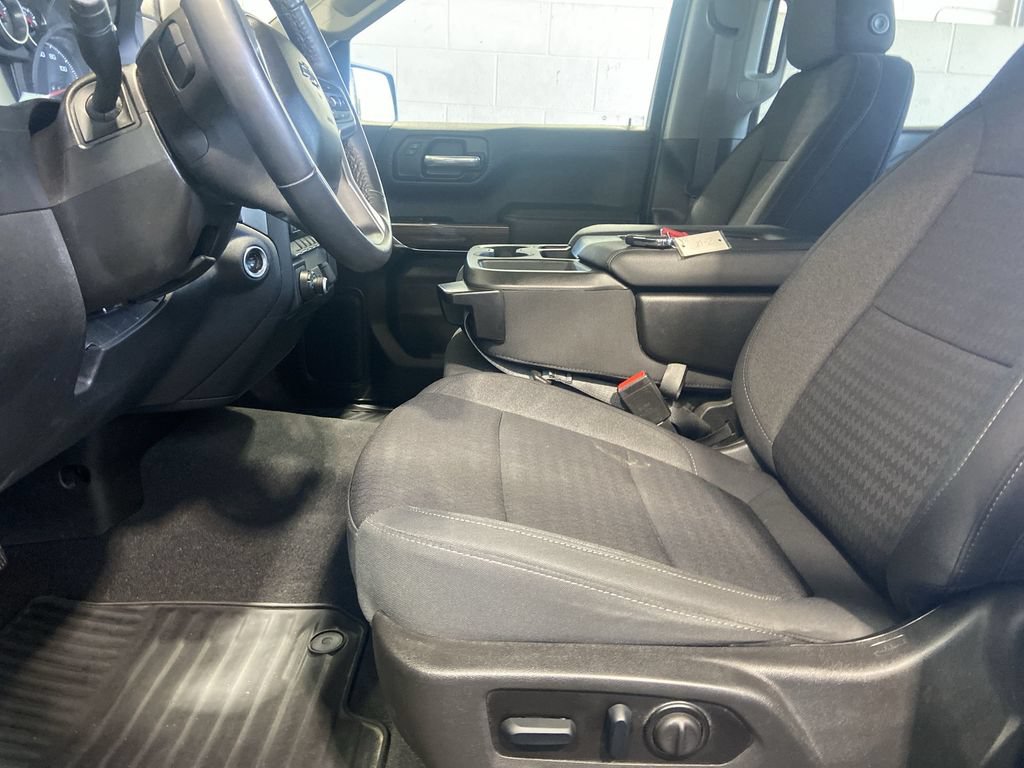 2022 Chevrolet Silverado 1500 Limited RST - Photo 18