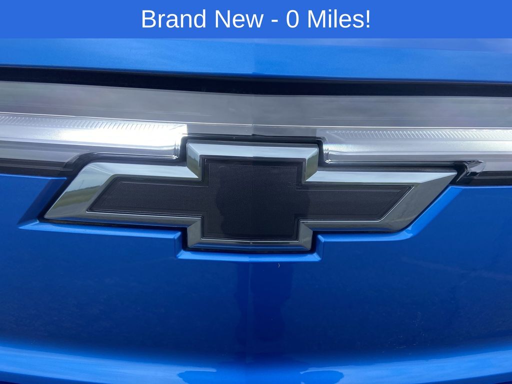 2025 Chevrolet Silverado EV RST - Photo 93