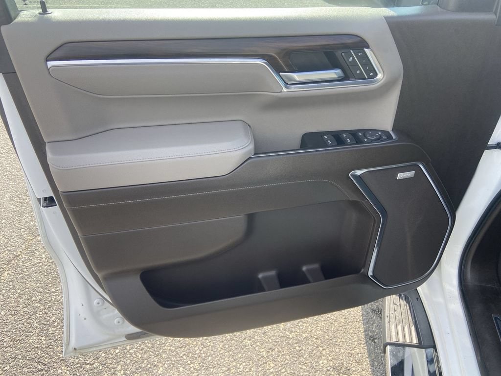 2023 GMC Sierra 1500 SLT - Photo 22