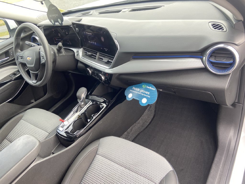 2024 Chevrolet Trax LT - Photo 27