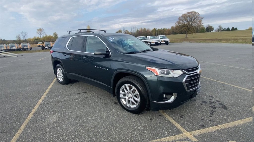 Used 2018 Chevrolet Traverse 1LT with VIN 1GNEVGKW7JJ248136 for sale in Champlain, NY
