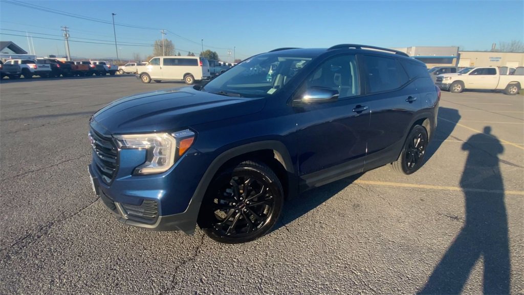 2022 Gmc Terrain SLE photo 4