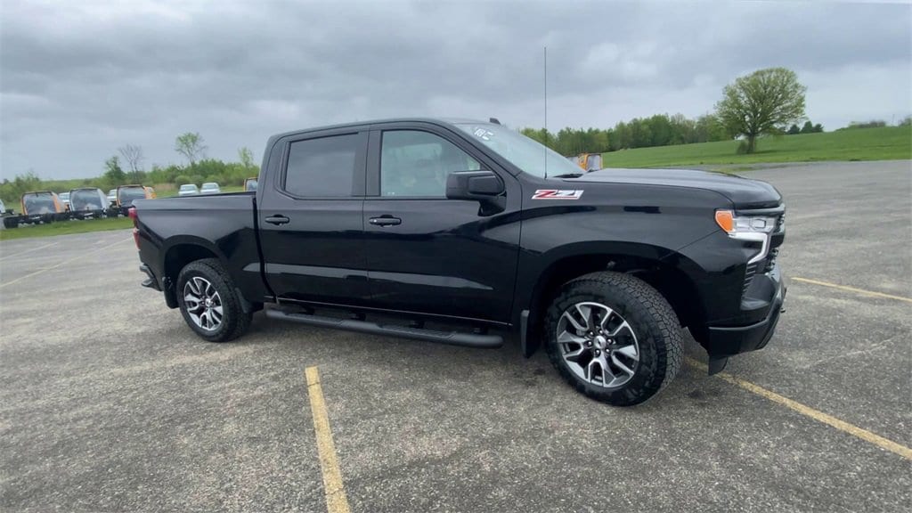 Used 2023 Chevrolet Silverado 1500 RST with VIN 2GCUDEED4P1134636 for sale in Champlain, NY