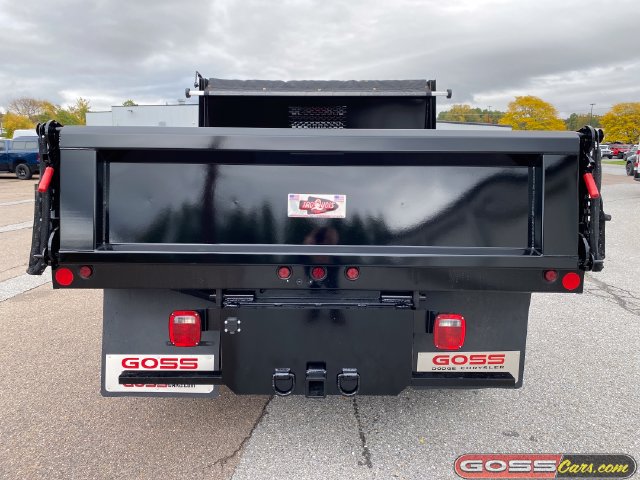 New 2026 Ram 3500 Chassis Cab TRADESMAN REGULAR 4X4 60' CA Pickup