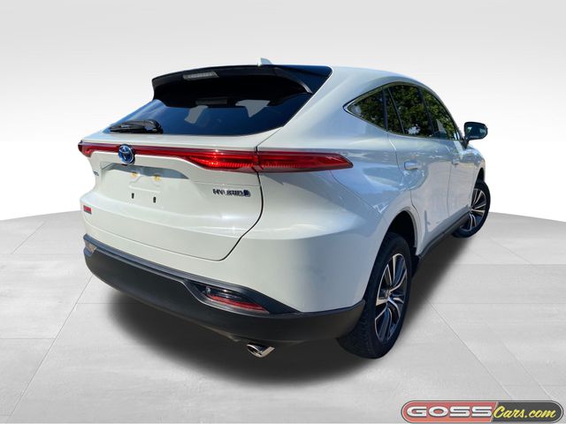 2022 Toyota Venza LE photo 3