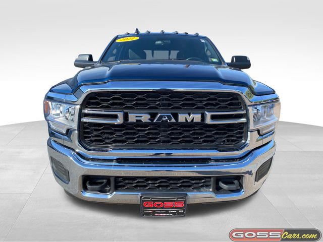 2021 Ram 3500 Tradesman photo 2
