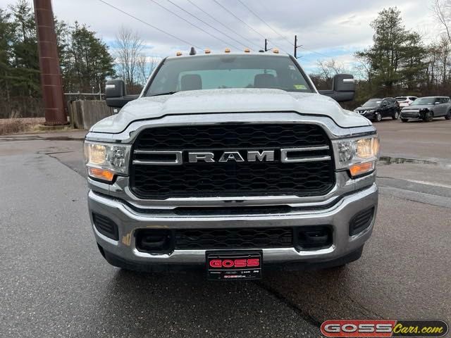 2024 Ram 3500 photo 2